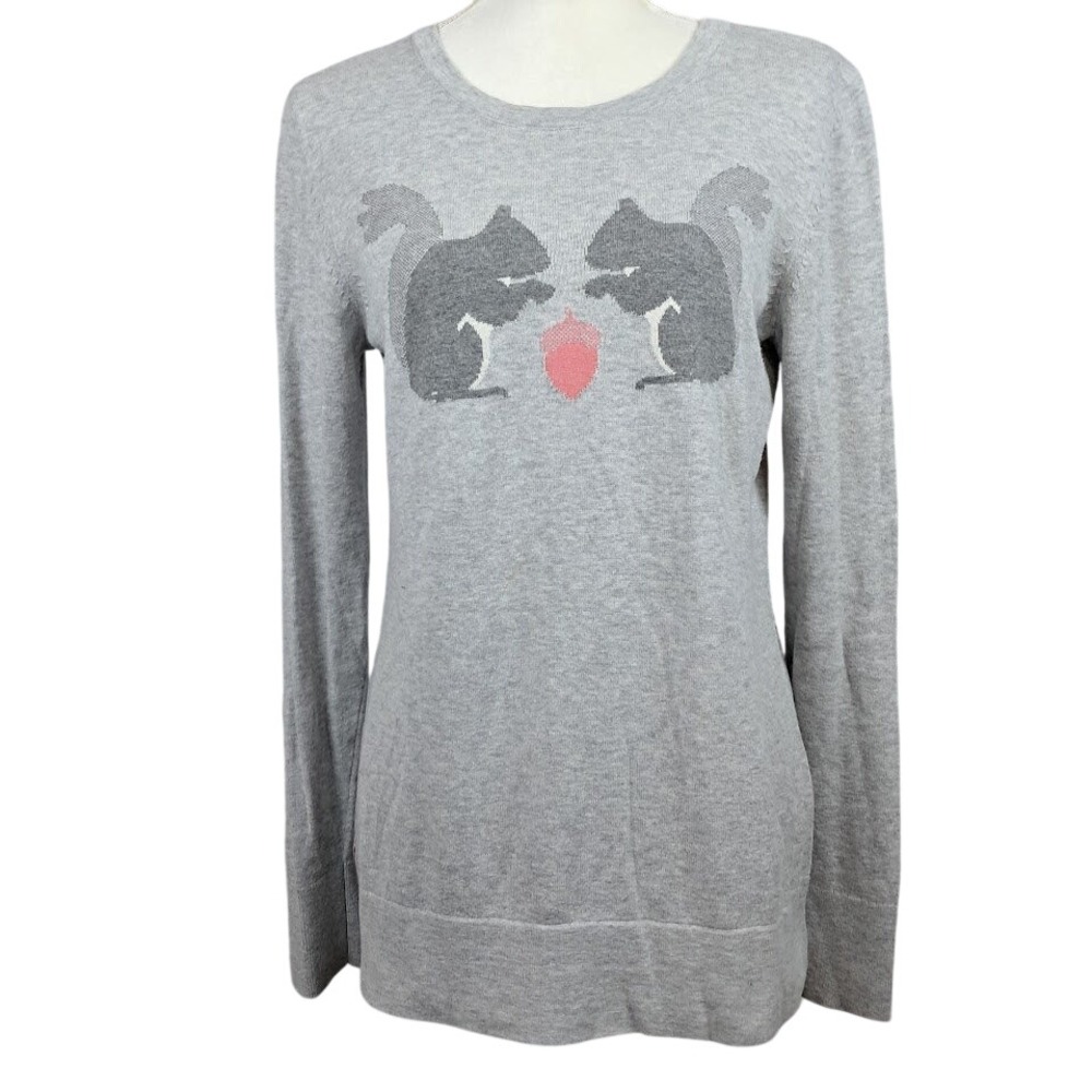GH BASS Women Cotton Sweater Gray Crew Neck Long Sleeve Squirrels Acorn Graphic